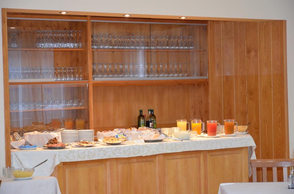 Hotel Pineta ファルカーデ エクステリア 写真